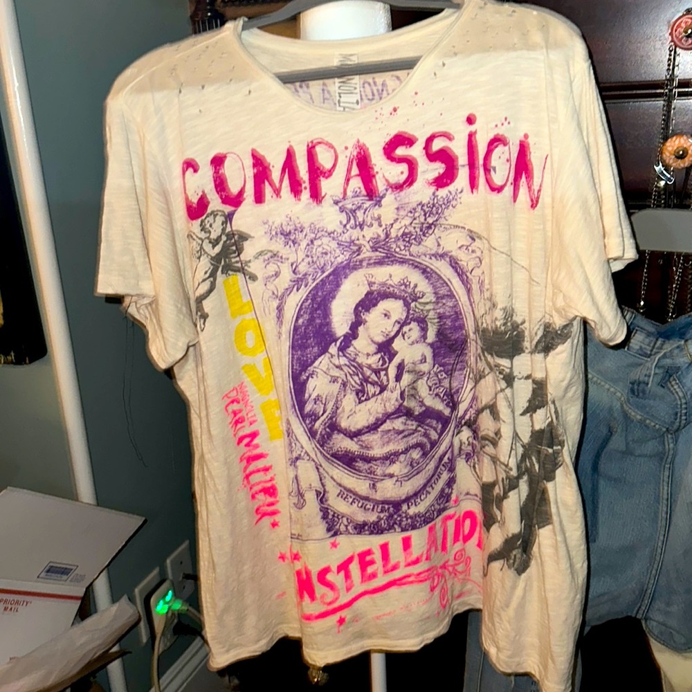 MAGNOLIA PEARL TShirt. Final price